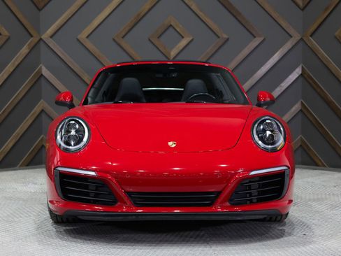 Used 2019 Porsche 911 Targa 4S image 11