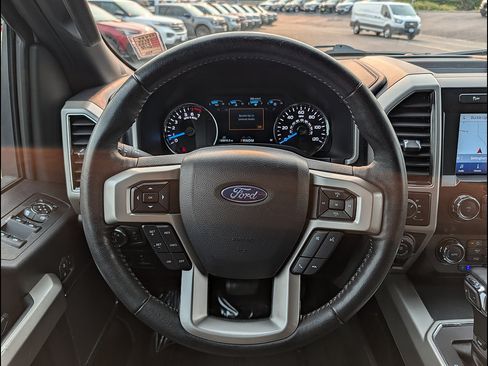 Used 2020 Ford F150 Lariat AWD/4WD image 17