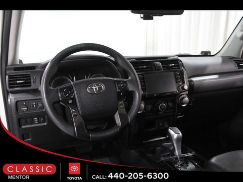 Used 2022 Toyota 4Runner TRD Off-Road Premium w/ Moonroof Package AWD/4WD image 6