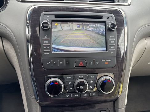 Used 2016 Buick Enclave Premium w/ Experience Buick Package FWD image 21
