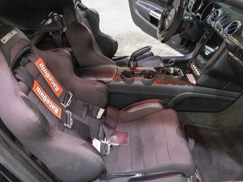 Used 2016 Ford Mustang GT RWD image 30