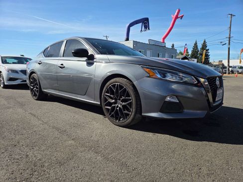 Used 2020 Nissan Altima 2.5 SR image 5