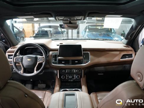 Used 2023 Chevrolet Tahoe High Country AWD/4WD image 16