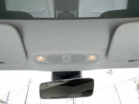 Used 2018 Tesla Model 3 Long Range image 28