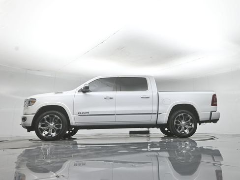 Used 2024 RAM 1500 Limited AWD/4WD image 8