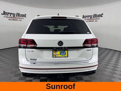 Used 2023 Volkswagen Atlas SEL R-Line AWD/4WD image 8