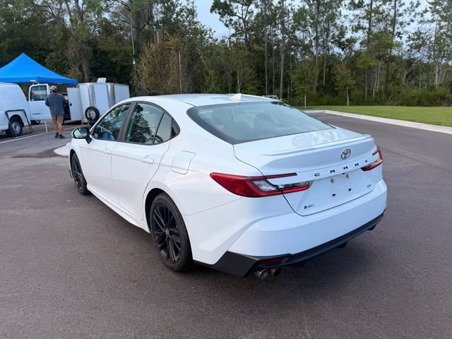 Used 2025 Toyota Camry SE FWD image 14