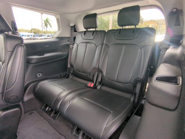 Used 2021 Jeep Grand Cherokee L Limited RWD image 16