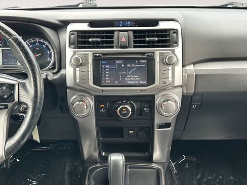 Used 2015 Toyota 4Runner SR5 RWD image 11