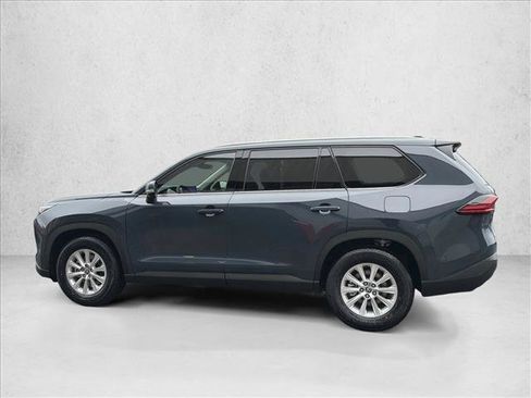 New 2026 Toyota Grand Highlander XLE image 8