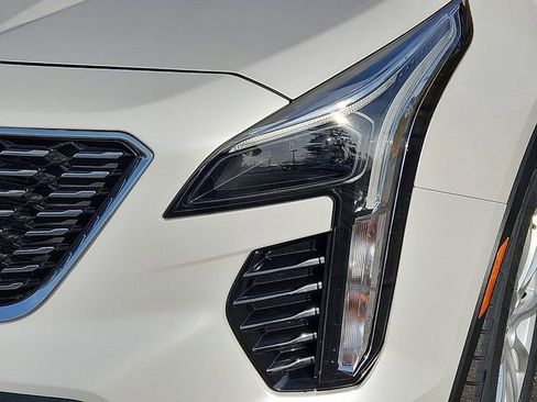 Certified 2023 Cadillac XT4 Luxury w/ Cold Weather Package image 13