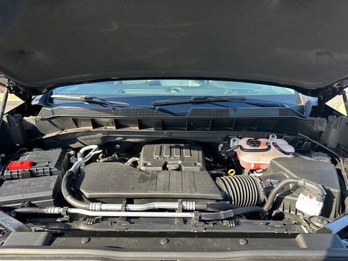 Used 2025 Chevrolet Silverado 1500 Custom w/ Turbomax Blackout Package image 16