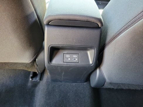 Used 2026 Toyota Corolla SE w/ SE Package FWD image 15