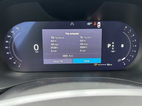 New 2026 Volvo XC60 B5 Plus w/ Protection Package Premier image 25