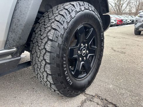 Used 2024 Ford Bronco Black Diamond image 10