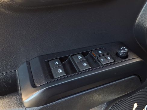 Certified 2023 Toyota Tacoma SR image 18