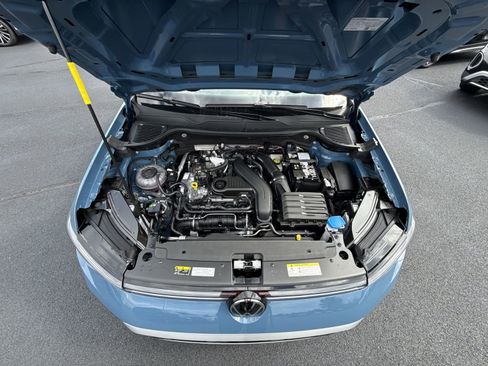 New 2025 Volkswagen Taos SEL image 27