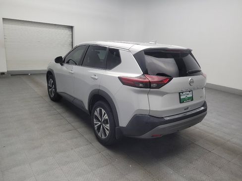 Used 2022 Nissan Rogue SV FWD image 5