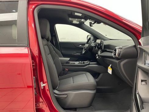 New 2026 Chevrolet Equinox LT w/ Safety and Technology Package AWD/4WD image 13