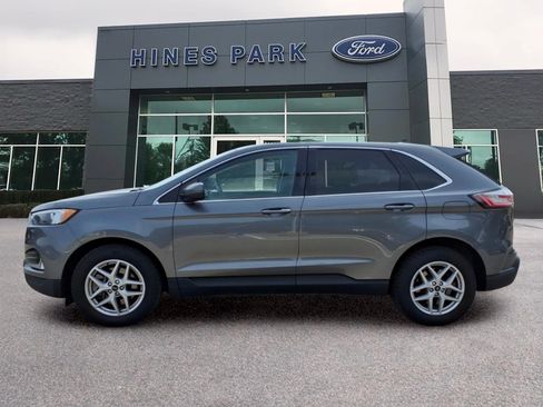Used 2023 Ford Edge SEL w/ Convenience Package AWD/4WD image 4
