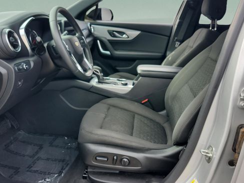 Used 2021 Chevrolet Blazer LT w/ Midnight/Sport Edition image 10