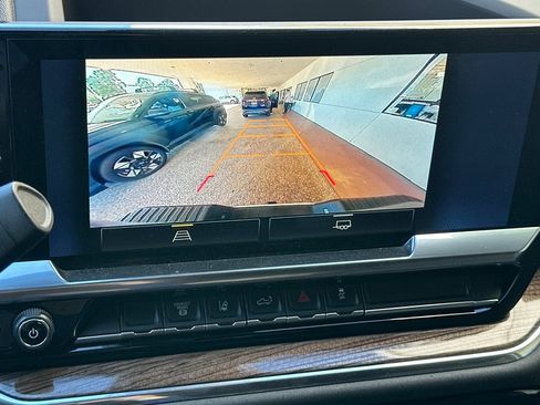 Used 2024 Chevrolet Silverado 2500 LT image 25