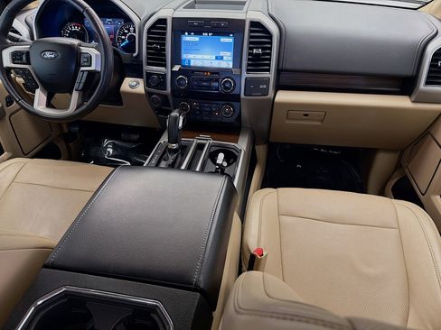Used 2017 Ford F150 Lariat RWD image 12