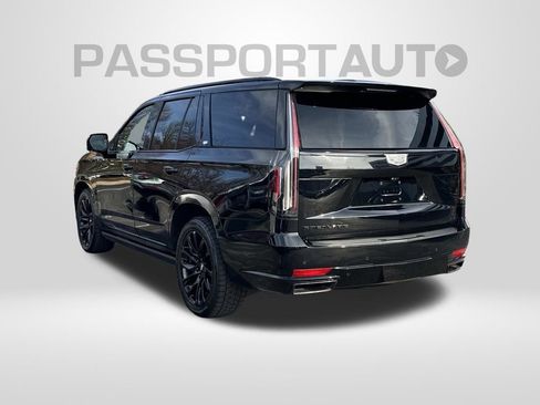 Used 2023 Cadillac Escalade Sport Platinum w/ LPO, ONYX Package image 2