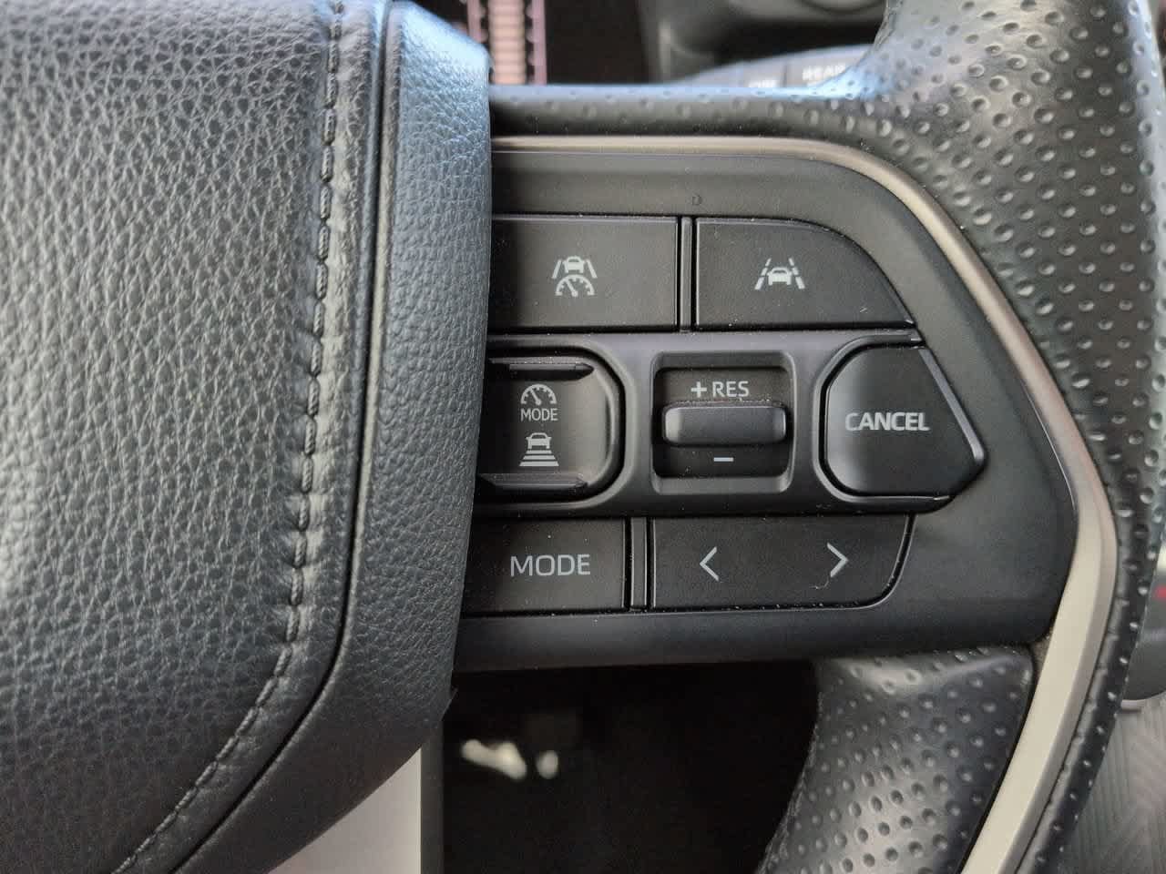 Used 2025 Toyota 4Runner SR5 RWD image 23