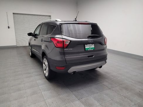 Used 2019 Ford Escape Titanium FWD image 6