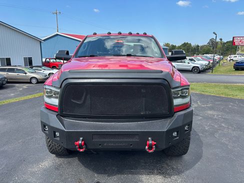 Used 2018 RAM 2500 Tradesman w/ Chrome Appearance Group image 2