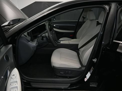 Used 2025 Hyundai Sonata SEL FWD image 17