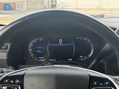 Used 2018 Cadillac Escalade Luxury image 22