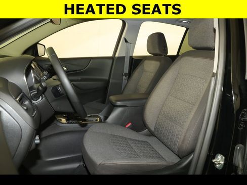 Used 2023 Chevrolet Equinox LT image 3