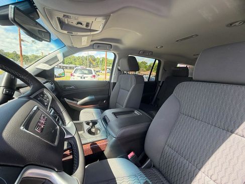 Used 2017 GMC Yukon SLE w/ SLE Value Package AWD/4WD image 25