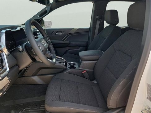 New 2026 GMC Canyon Elevation w/ Convenience Package image 14