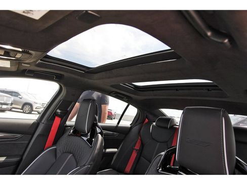 New 2026 Cadillac CT5 V Blackwing w/ Carbon Fiber 2 Package RWD image 24