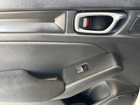 Used 2022 Honda Civic Sport image 6