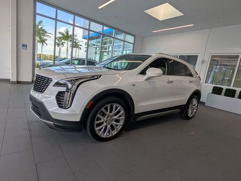 Certified 2019 Cadillac XT4 Premium Luxury w/ Driver Assist Package image 3