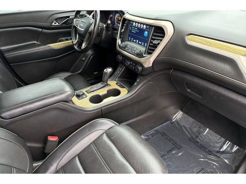 Used 2019 GMC Acadia Denali w/ Technology Package image 19