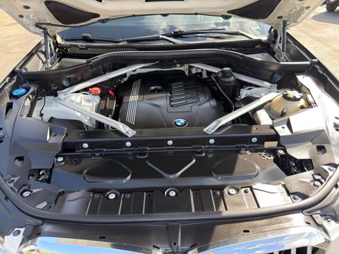 Used 2019 BMW X5 xDrive40i w/ Premium Package 2 AWD/4WD image 40