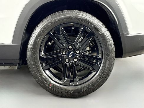 New 2026 Chevrolet Trax ACTIV w/ Sunroof Package image 34