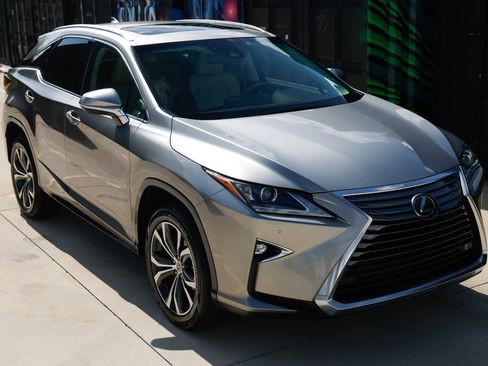 Used 2017 Lexus RX 350 FWD image 19