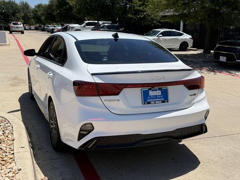 Used 2023 Kia Forte GT-Line FWD image 3