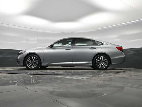 Used 2019 Honda Accord Touring image 34