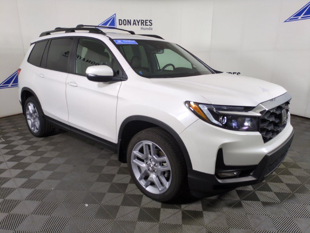 Certified 2025 Honda Passport EX-L image 13