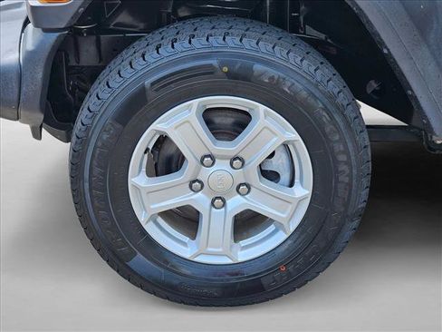 Used 2021 Jeep Wrangler Unlimited Sport AWD/4WD image 20