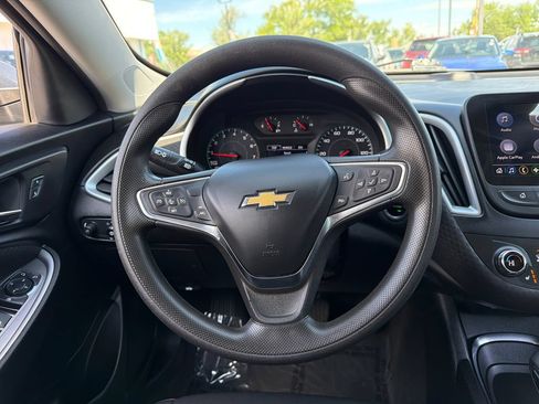 Used 2024 Chevrolet Malibu LT FWD image 23