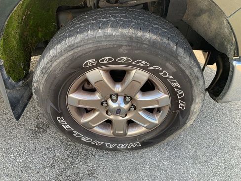 Used 2013 Ford F150 XLT w/ Luxury Equipment Group AWD/4WD image 12