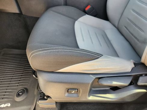 Certified 2025 Toyota Tacoma TRD Sport AWD/4WD image 20